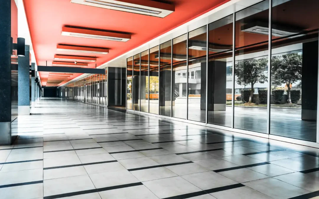 5 Signs You Need a Professional Commercial Cleaner in Manchester