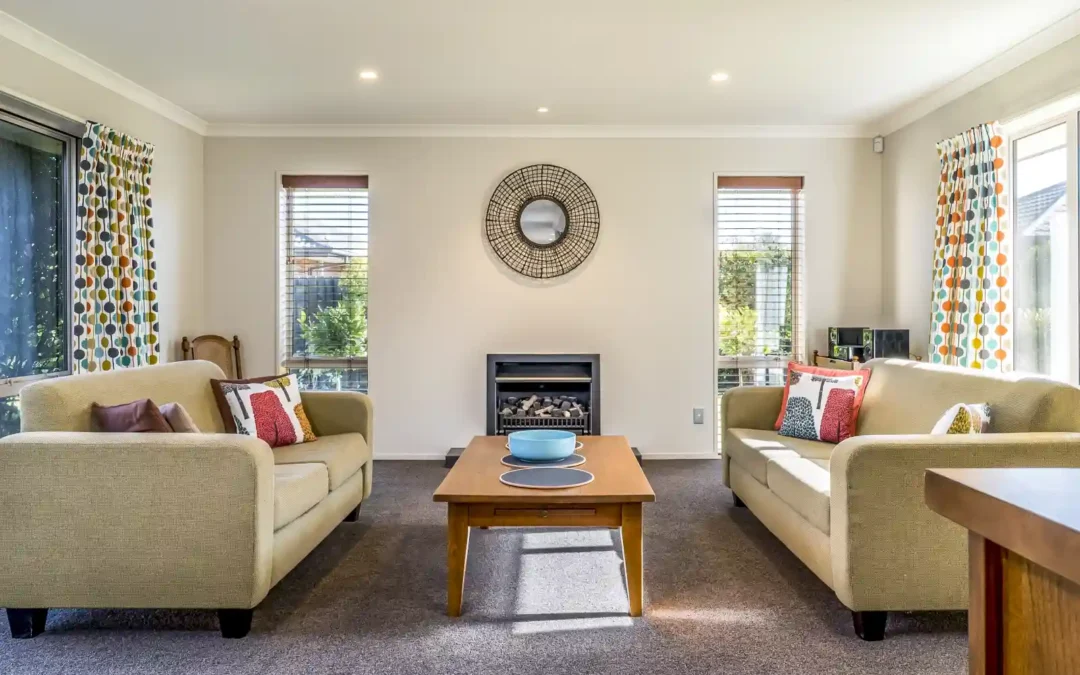 Why Airbnb Hosts in Manchester Trust Professional Cleaning Services Over DIY