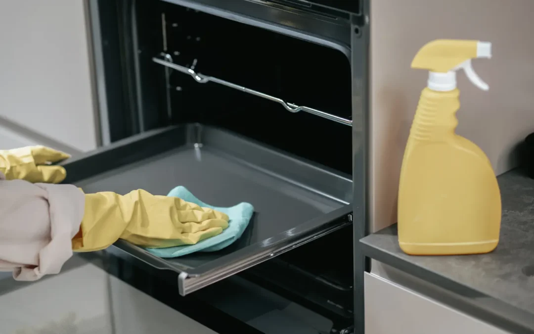 Why Oven Cleaning in Manchester Should Be a Priority