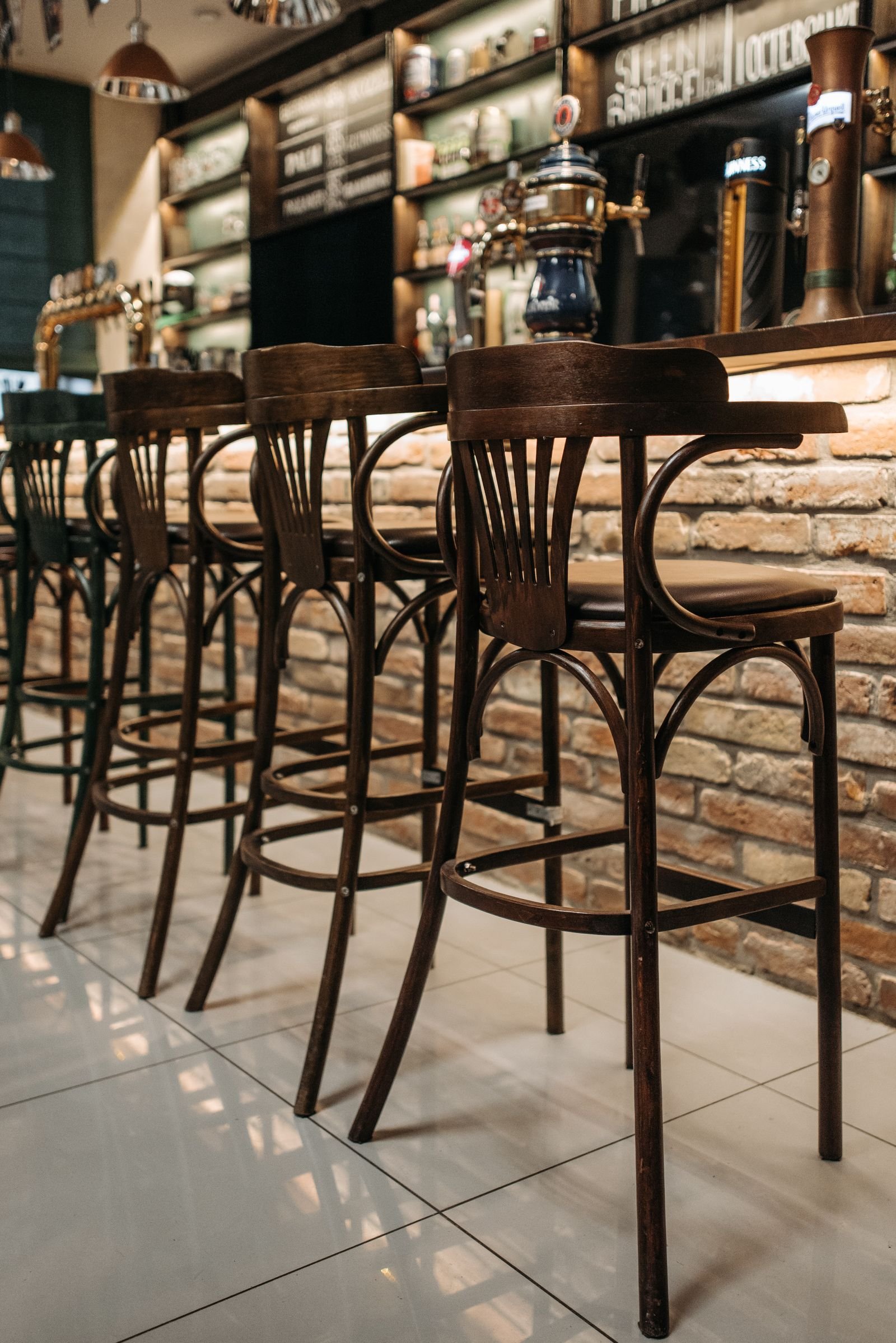 pub-bar-cleaning-manchester-hero Pub and Bar Cleaning in Manchester After Busy Weekends